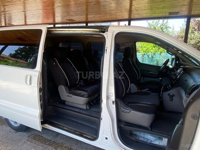 Hyundai H-1 2011, 250,000 km - 2.5 l - Lənkəran