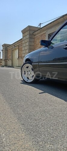 Mercedes E 220 1993, 517,000 km - 2.2 л - Bakı