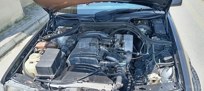 Mercedes E 220 1993, 517,000 km - 2.2 л - Bakı