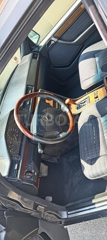 Mercedes E 220 1993, 517,000 km - 2.2 л - Bakı