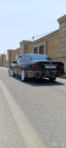 Mercedes E 220 1993, 517,000 km - 2.2 л - Bakı