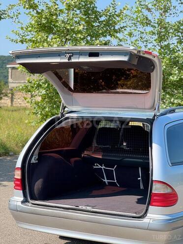 Mercedes E 240 2000, 280,000 km - 2.4 l - Qusar