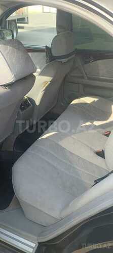 Mercedes E 240 1999, 230,000 km - 2.4 l - Bakı