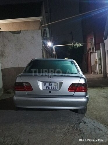Mercedes E 320 2000, 329,464 km - 3.2 l - Bakı