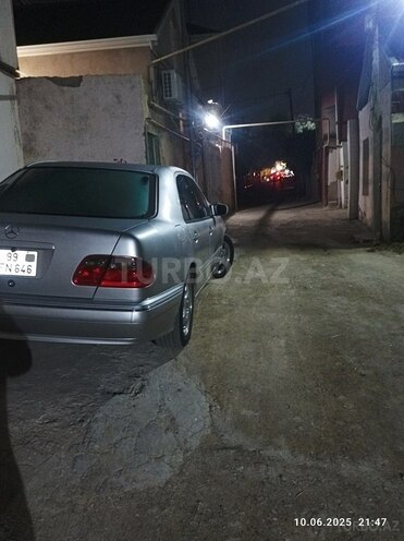 Mercedes E 320 2000, 329,464 km - 3.2 l - Bakı