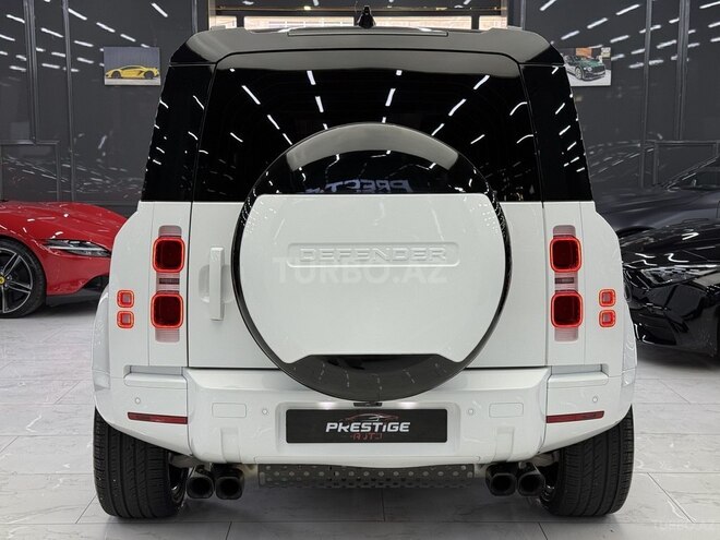 Land Rover Defender-12