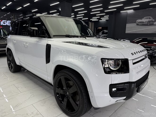 Land Rover Defender-5