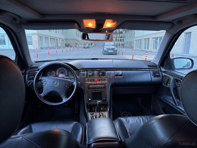 Mercedes E 220 d 2001, 320,000 km - 2.2 l - Bakı