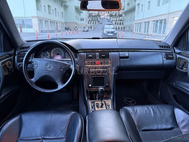 Mercedes E 220 d 2001, 320,000 km - 2.2 l - Bakı