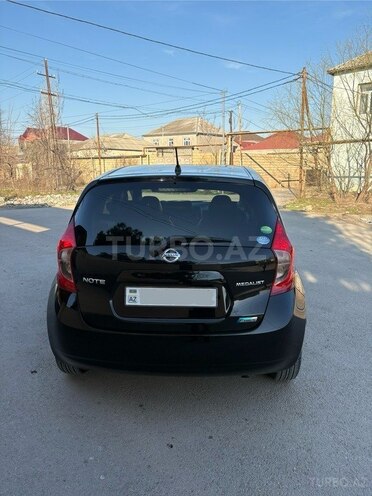 Nissan Note-7