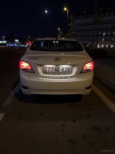 Hyundai Accent 2017, 129,475 km - 1.6 л - Bakı