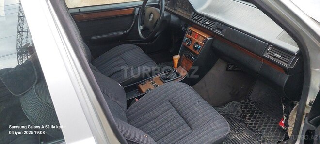 Mercedes E 200 1993, 341,523 km - 2.0 l - İmişli