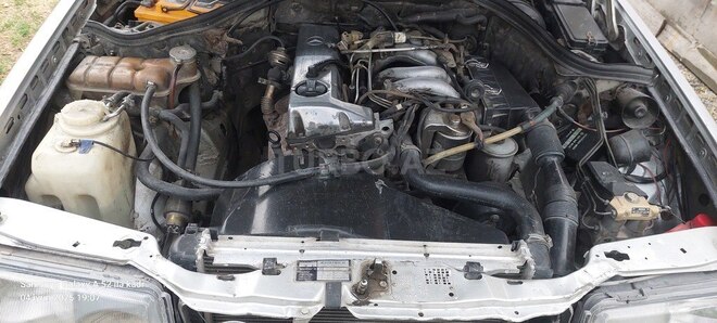 Mercedes E 200 1993, 341,523 km - 2.0 l - İmişli