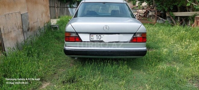 Mercedes E 200 1993, 341,523 km - 2.0 l - İmişli