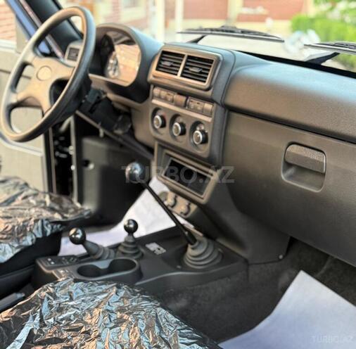 LADA (VAZ) Niva-11
