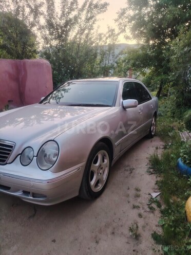 Mercedes E 200 2000, 443,000 km - 2.0 l - Gədəbəy