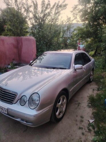 Mercedes E 200 2000, 443,000 km - 2.0 l - Gədəbəy