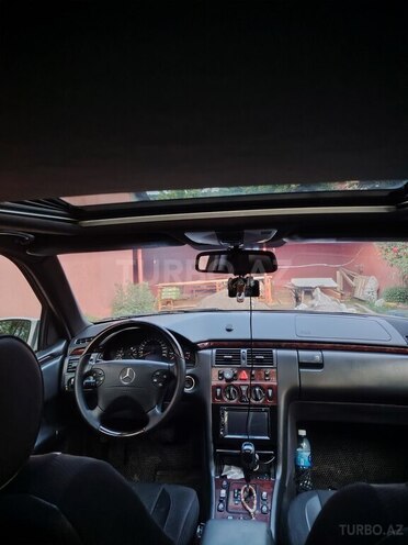 Mercedes E 200 2000, 443,000 km - 2.0 l - Gədəbəy