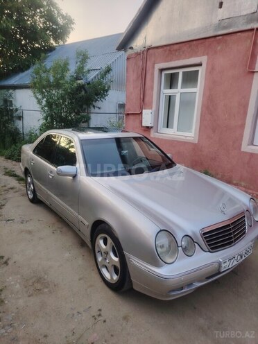 Mercedes E 200 2000, 443,000 km - 2.0 l - Gədəbəy