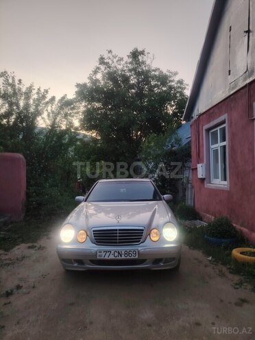 Mercedes E 200 2000, 443,000 km - 2.0 l - Gədəbəy