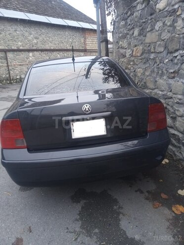 Volkswagen Passat 1998, 245,368 km - 1.8 l - Şəki