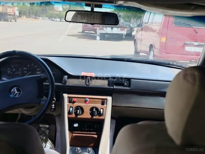 Mercedes E 200 d 1993, 350,800 km - 2.0 l - Sumqayıt