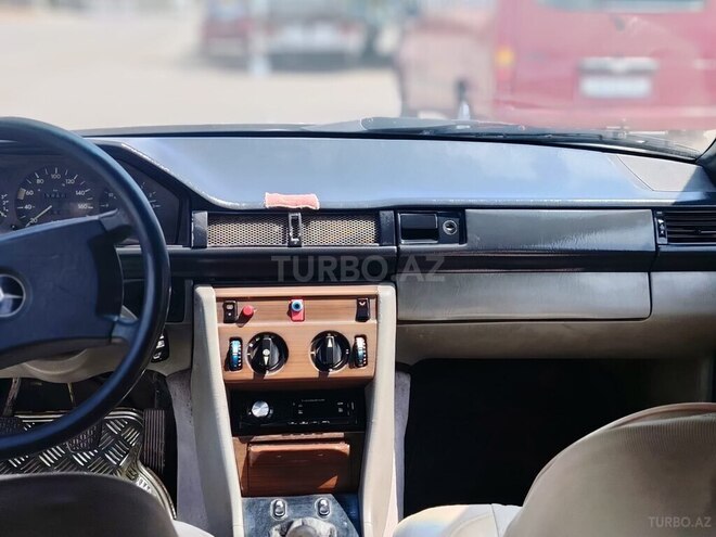 Mercedes E 200 d 1993, 350,800 km - 2.0 l - Sumqayıt
