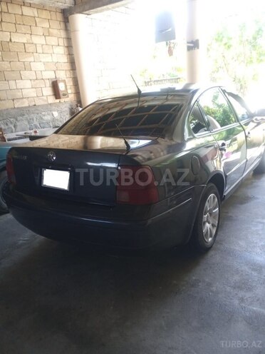 Volkswagen Passat 1998, 245,368 km - 1.8 l - Şəki