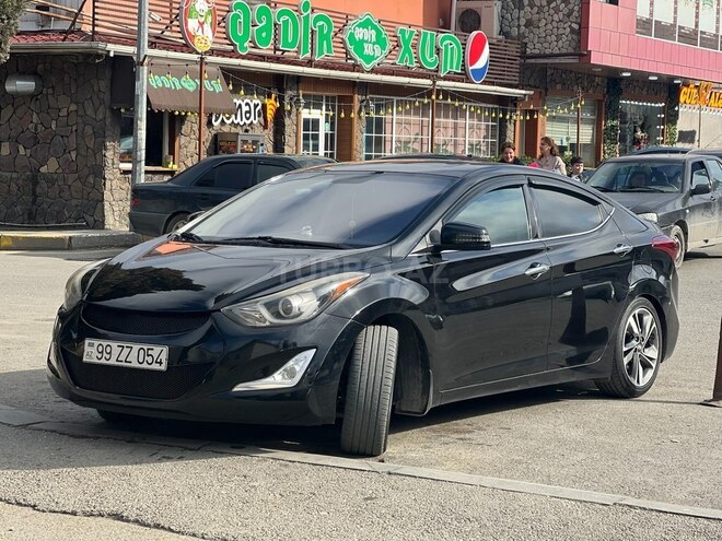 Hyundai Elantra 2014, 228,527 km - 1.8 l - Bakı