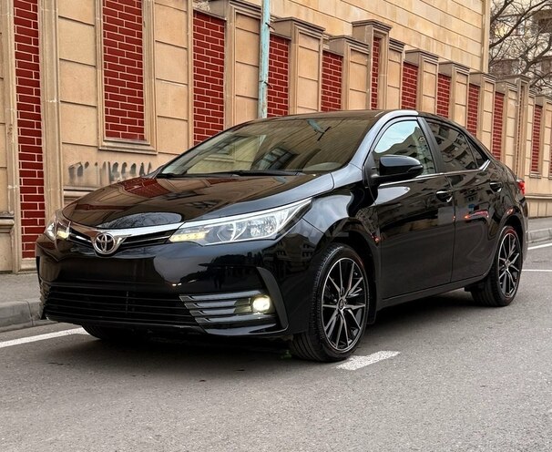 Toyota Corolla 2017, 146,000 km - 1.6 l - Bakı