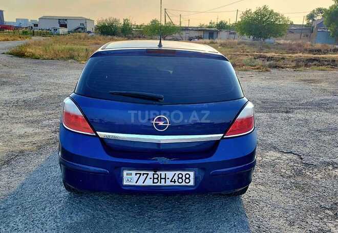Opel Astra 2004, 288,000 km - 1.4 l - Bakı