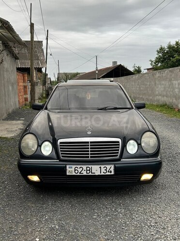 Mercedes C 230 1996, 420,000 km - 2.3 l - Zaqatala