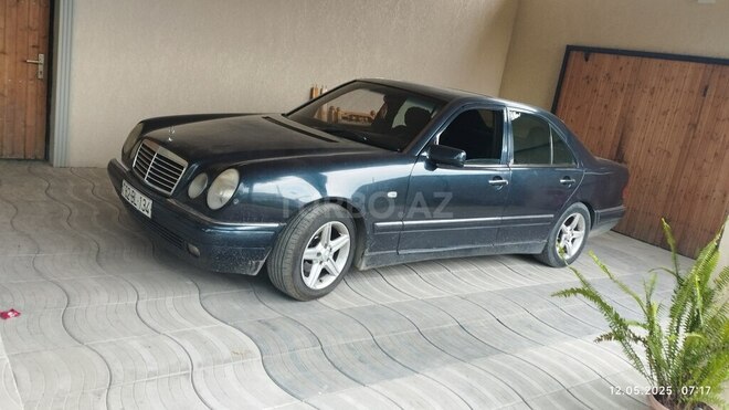 Mercedes C 230 1996, 420,000 km - 2.3 l - Zaqatala