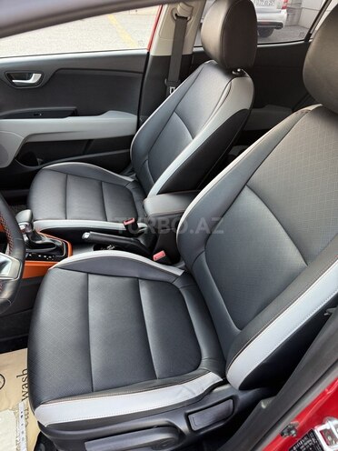 Kia Stonic 2017, 111,000 km - 1.4 l - Bakı