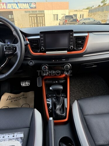 Kia Stonic 2017, 111,000 km - 1.4 l - Bakı