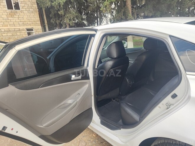 Hyundai Sonata 2013, 210,000 km - 2.0 l - Tovuz