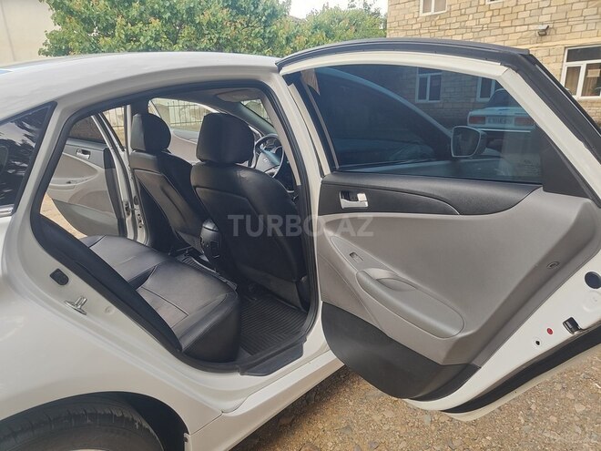 Hyundai Sonata 2013, 210,000 km - 2.0 l - Tovuz