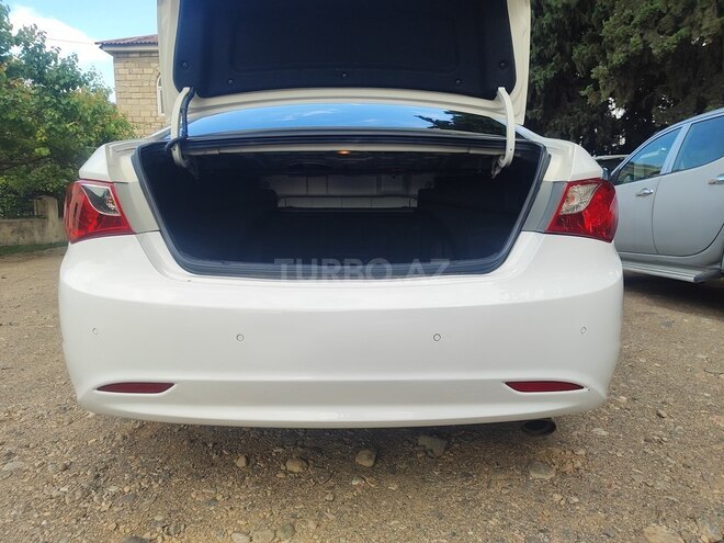 Hyundai Sonata 2013, 210,000 km - 2.0 l - Tovuz