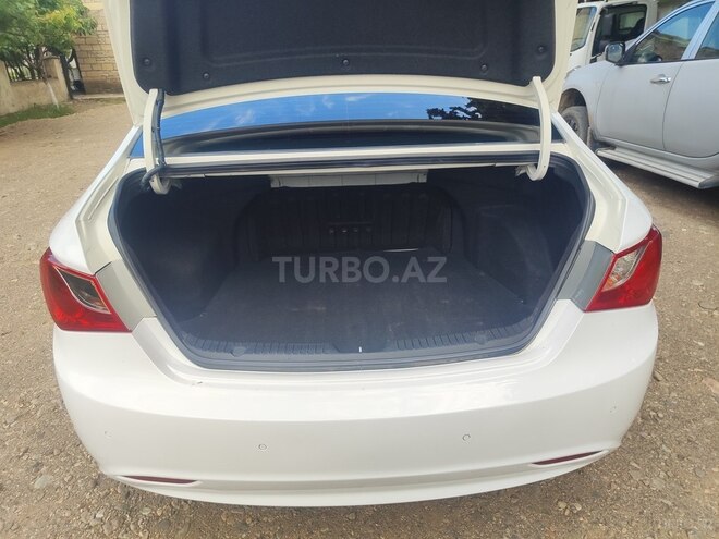 Hyundai Sonata 2013, 210,000 km - 2.0 l - Tovuz