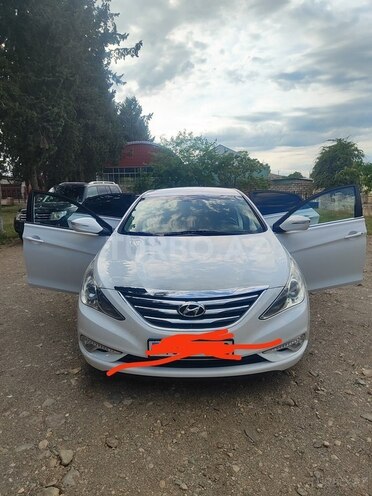 Hyundai Sonata 2013, 210,000 km - 2.0 l - Tovuz