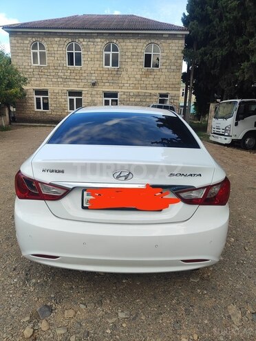 Hyundai Sonata 2013, 210,000 km - 2.0 l - Tovuz