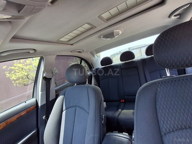 Mercedes E 240 2003, 215,500 km - 2.6 l - Goranboy