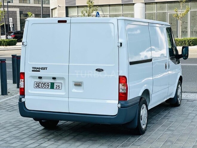 Ford Transit 2010, 198,000 km - 2.2 л - Bakı
