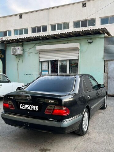 Mercedes E 270 2000, 499,102 km - 2.7 l - Bakı