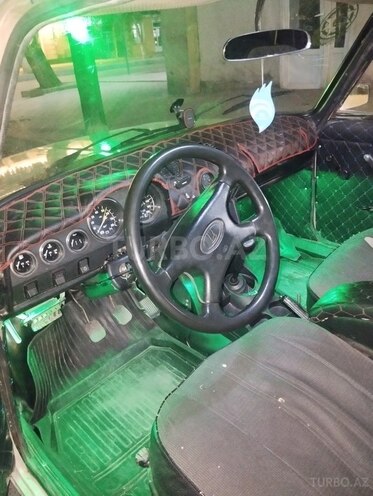 LADA (VAZ) 2106 1990, 90,000 km - 1.6 l - Xudat