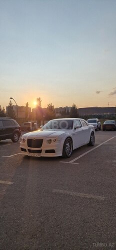 Chrysler 300C-2