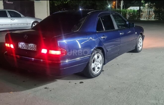 Mercedes E 230 1996, 330,500 km - 2.3 l - Mingəçevir
