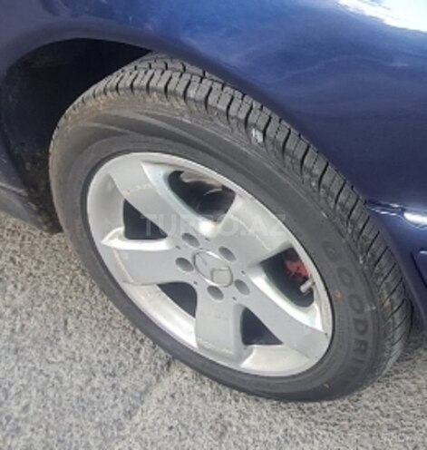 Mercedes E 230 1996, 330,500 km - 2.3 l - Mingəçevir