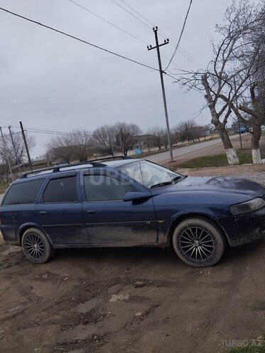 Opel Vectra 1997, 252,677 km - 1.8 l - Neftçala