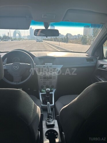 Opel Astra 2009, 360,000 km - 1.4 l - Bakı
